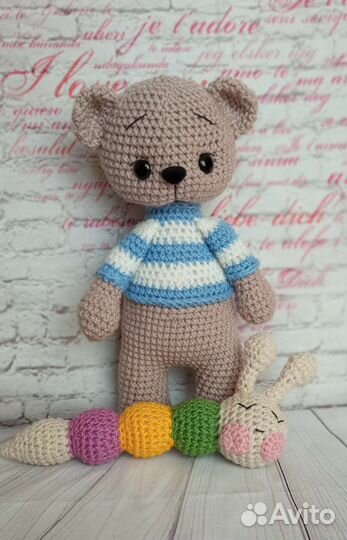 Вязаные игрушки ручной работы. Медвежонок