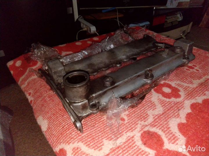 Крышка клапанная mitsubishi galant 8