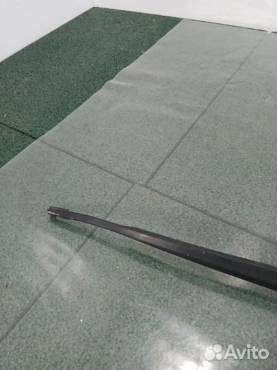 Поводок стеклоочистителя правый Infiniti Qx70 S51