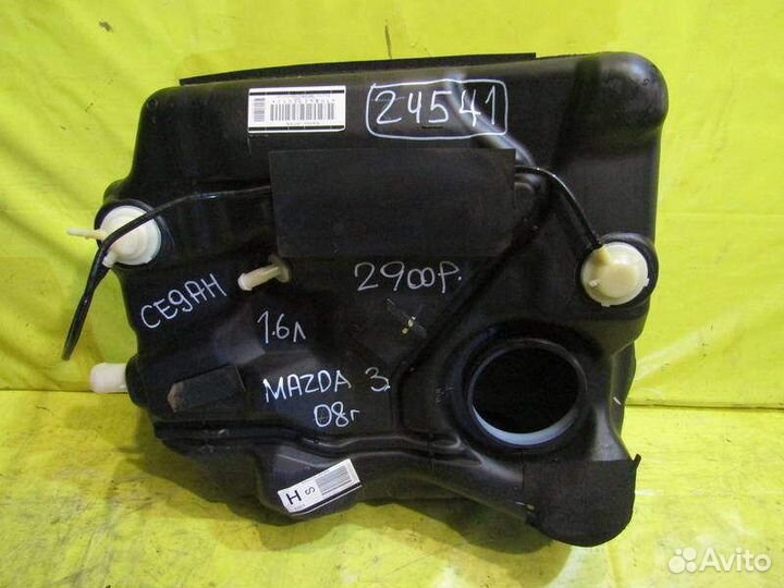 Топливный бак Mazda 3 03-08г 24541