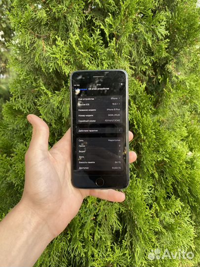iPhone 8 plus 64gb