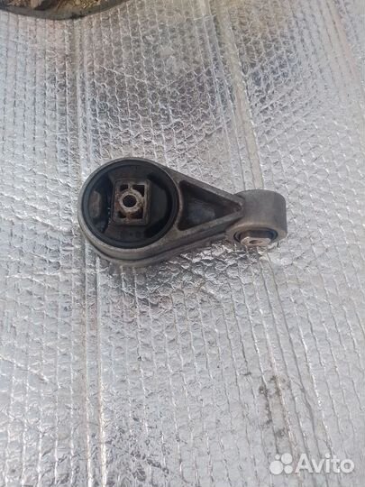 Задняя опора МКПП Ford focus 1 1.8 115 л.с