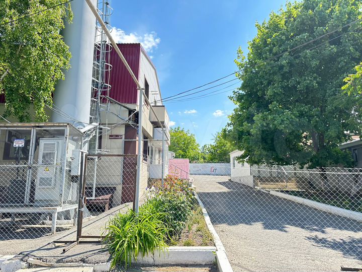 Здание, 600 м²