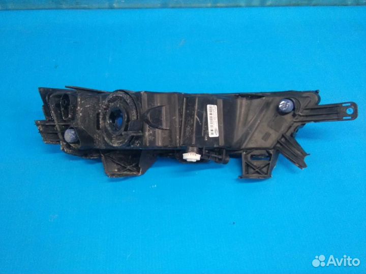 Фара противотуманная левая Skoda Octavia (A7) 2013