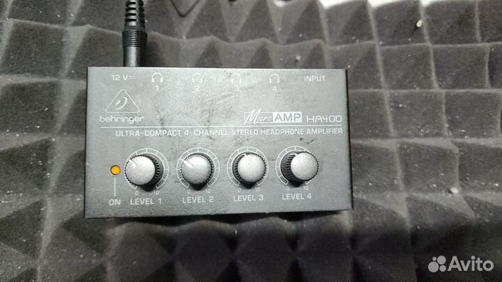 Behringer ha400