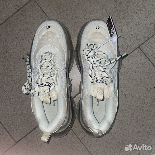 Кроссовки balensiaga triple-s
