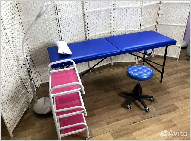 Массажный стол