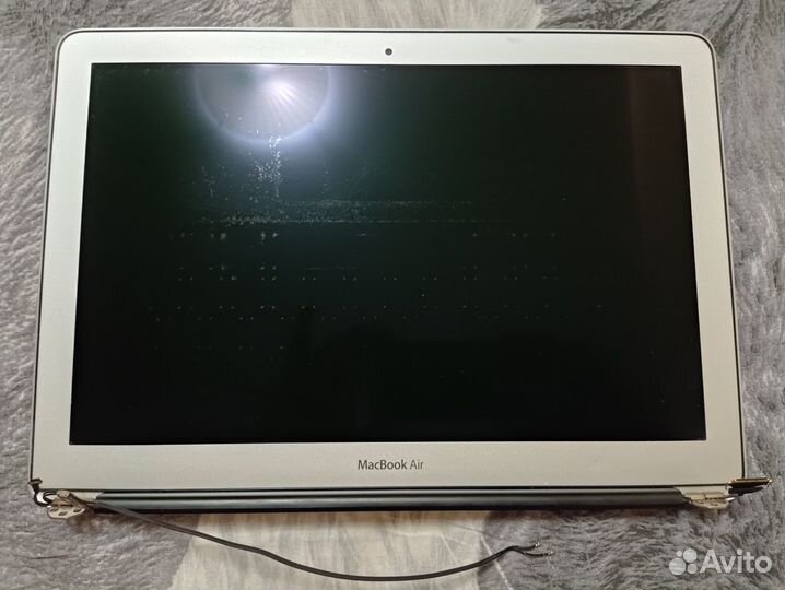 Macbook Air 13 2010-2011 крышка с матрицей в сборе