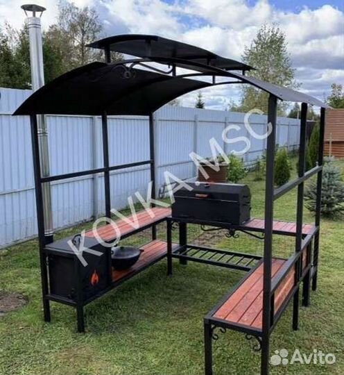 Беседка с мангалом