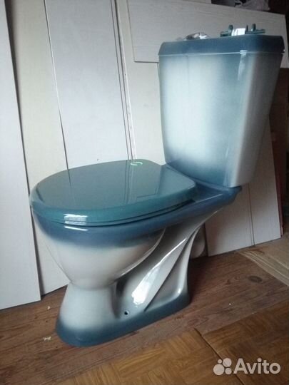 Продаю унитаз