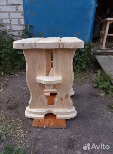 Мебель из дерева