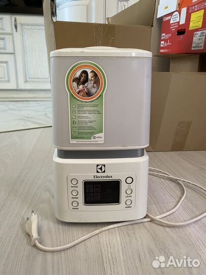 Увлажнитель Electrolux EHU-3510D