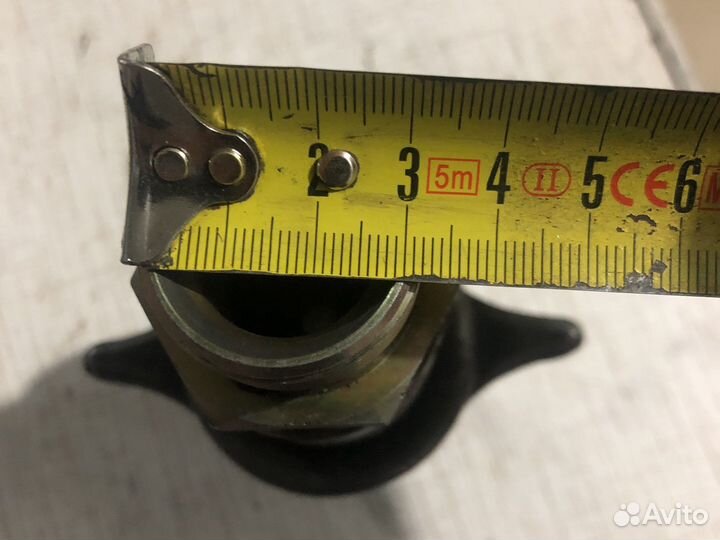 Соеденитель гидравлики подьема кузова