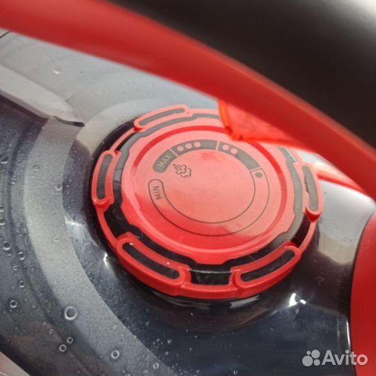 Утюг Red Solution