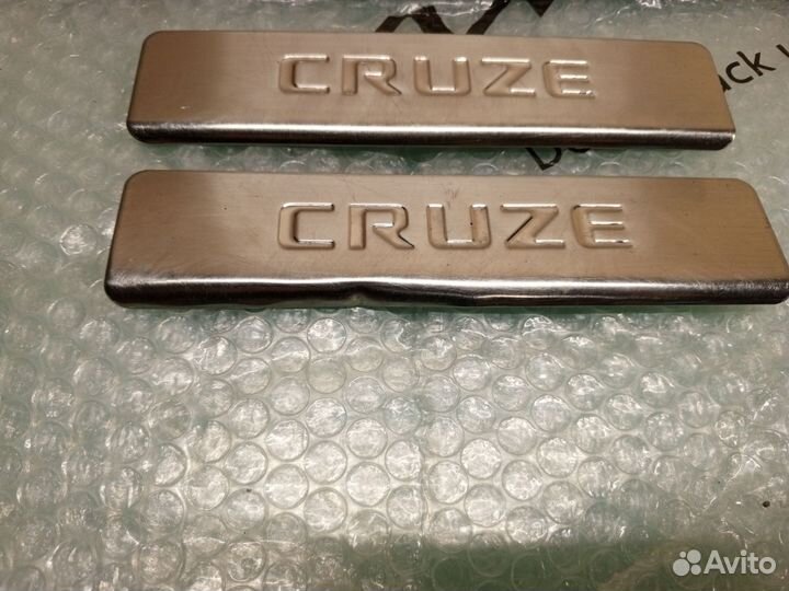 Накладки порогов хром Chevrolet Cruze