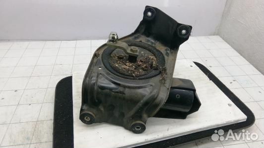 Мотор стеклоочистителя лобового стекла mitsubishi