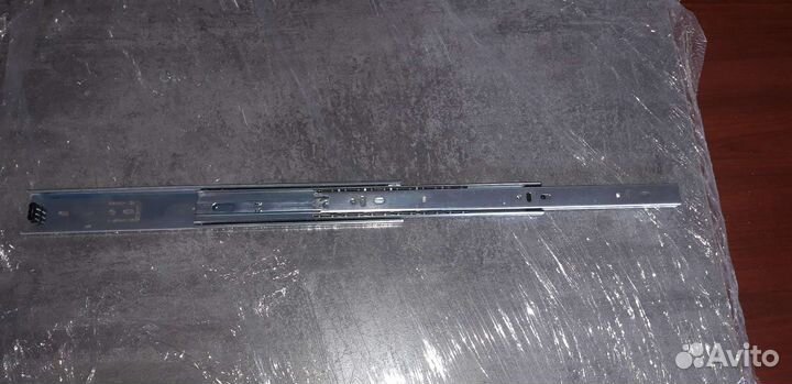 Направляющие для выдвижных ящиков