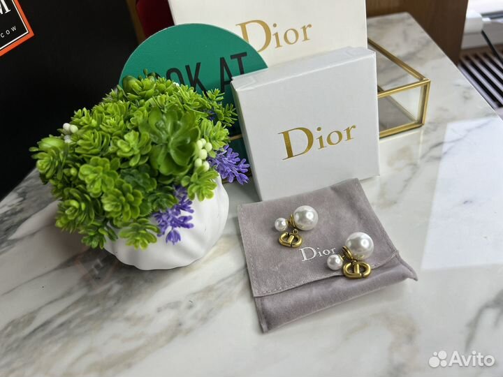 Серьги Christian Dior