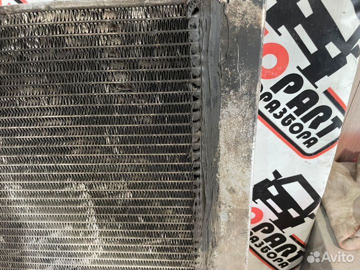 Радиатор основной BMW 7 e65/66 3.6 дефект