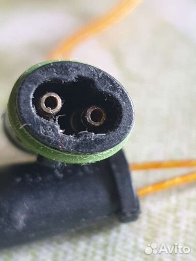 Датчики износа тормозных колодок на Мерседес viano