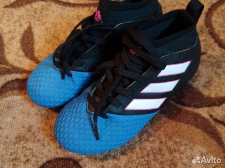 Футбольные бутсы детские