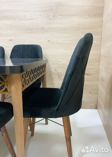 Обеденная зона стол со стульями 6 шт