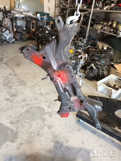 Подрамник передний Mitsubishi Lancer 9 MR510285