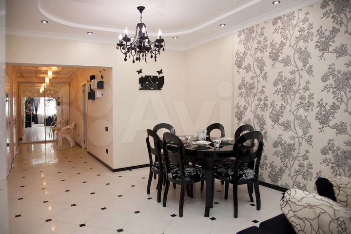 3-к. квартира, 100 м², 7/11 эт.