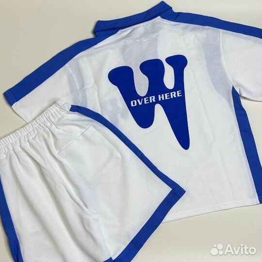 Спортивный костюм с шортами