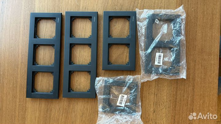 Рамки Schneider Electric merten M-plan