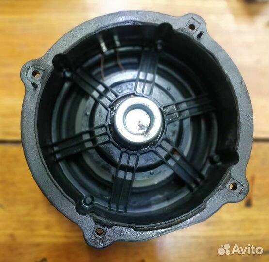 Динамик двери Audi Q7 кузов 4L