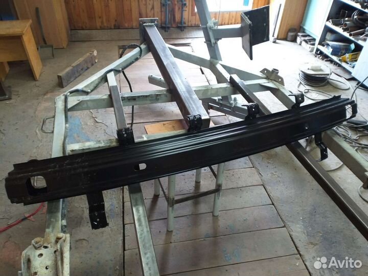 Усилитель бампера kia sorento