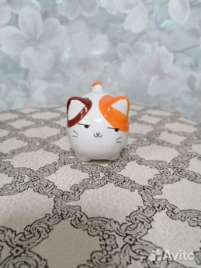 Керамическая фигурка котик