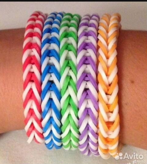 Набор для плетения из резинок, крючков и станков