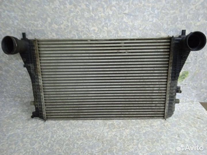 Интеркулер Volkswagen Tiguan 5N1 cawa 2010