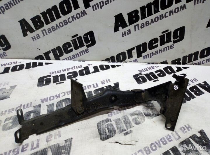 Крепление крыла переднее левое Audi A4 8K2 CDN