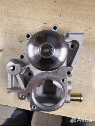 Помпа Subaru новая