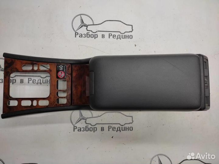 Подлокотник w210 E-class 112.911 1999