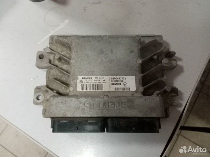 Эбу Renault Sandero