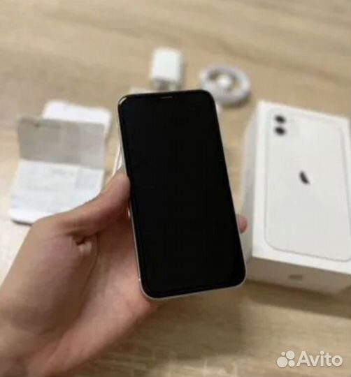 iPhone 11, 128 ГБ