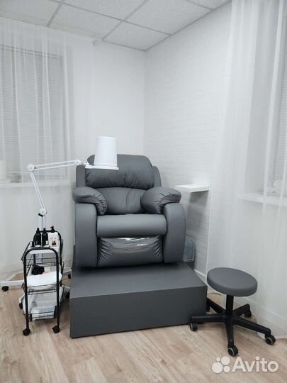 Маникюр гель лак