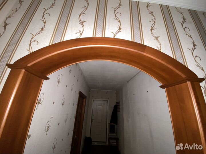 Арка в проход из дерева