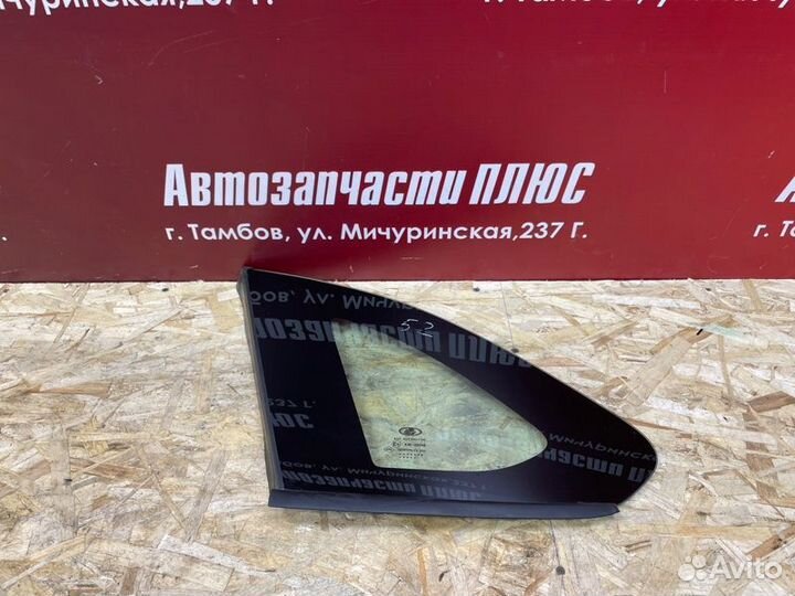Форточка кузова задняя левая LADA X-Ray