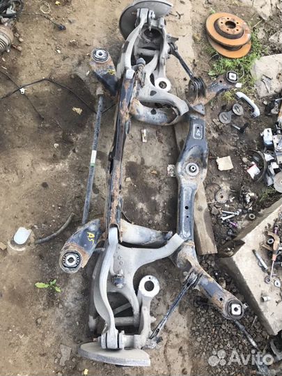 Задний подрамник Audi A4/A5