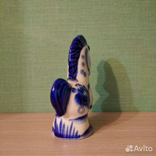 Фигурка из гжели 
