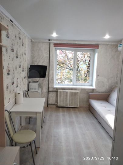 Комната 13 м² в 8-к., 2/9 эт.