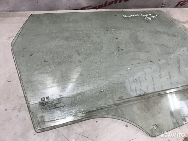 Стекло боковое заднее правое Chevrolet Captiva