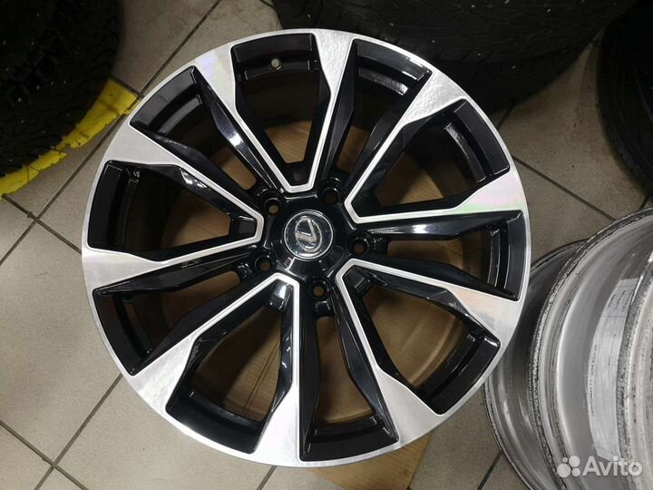 Продаю диски R22 на Lexus LX 570 или Land Cruiser