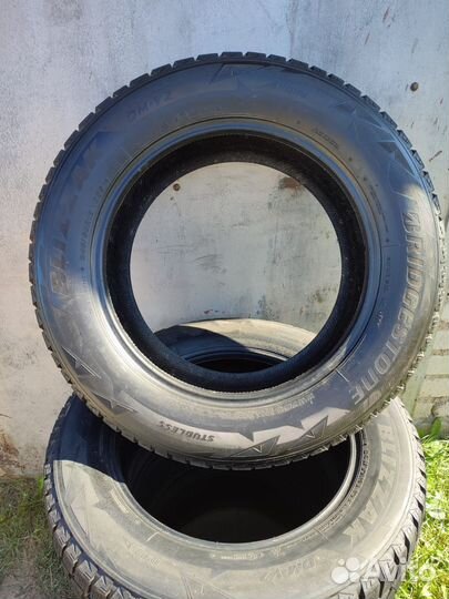 Bridgestone Blizzak DM-V2 245/60 R18 105S