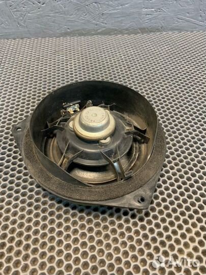 Динамик задний правый Lexus Rx 350 GSU35L-awagkw